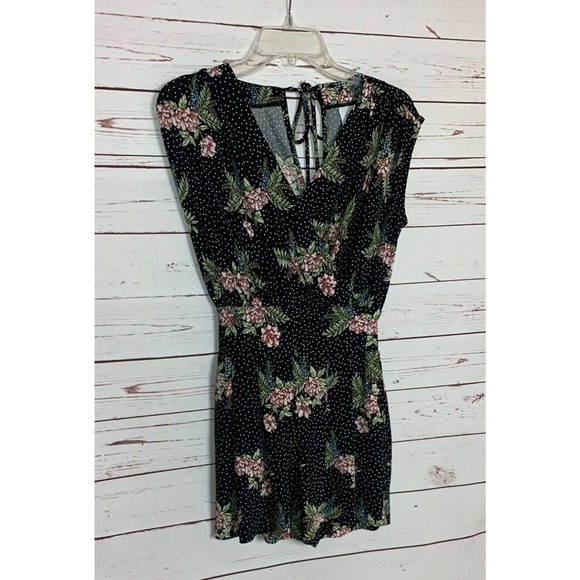 CABI Women's XS Extra Small Black Floral Runaround Romper Spring 2019 Style 5608 - Picture 7 of 12